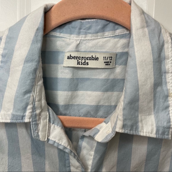 Button down - Picture 5 of 5